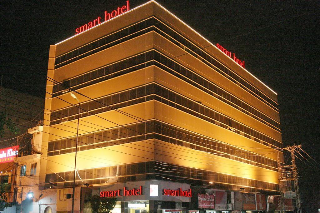 Smart Hotel ลาฮอร์ ภายนอก รูปภาพ