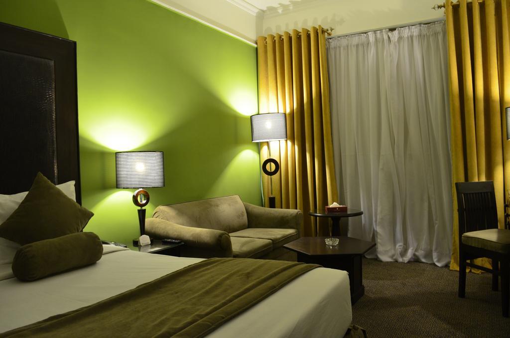 Smart Hotel ลาฮอร์ ห้อง รูปภาพ