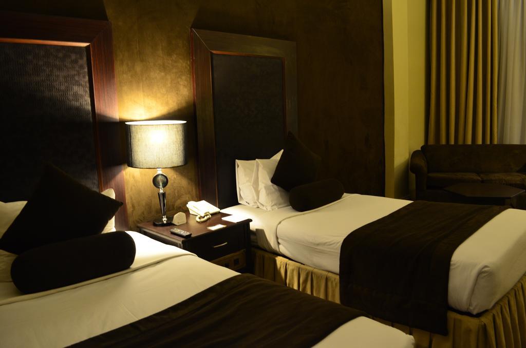 Smart Hotel ลาฮอร์ ห้อง รูปภาพ