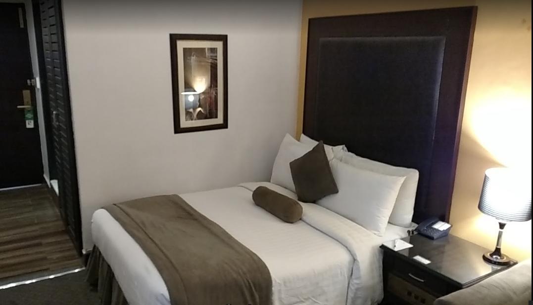 Smart Hotel ลาฮอร์ ภายนอก รูปภาพ